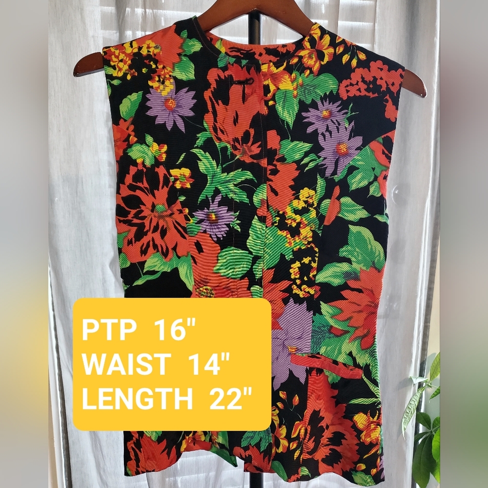 Vintage Floral Vest - Picture 12 of 13